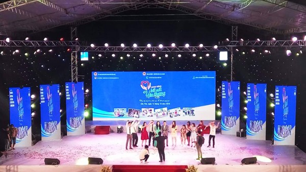 Liveshow Hành trình kết nối yêu thương trên 63 tỉnh thành